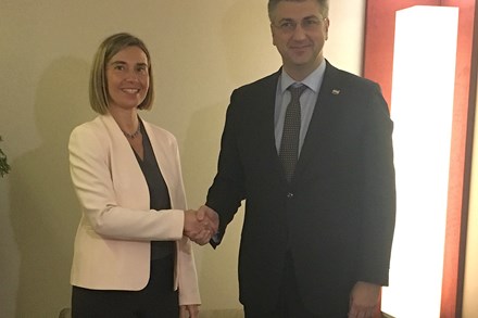 Predsjednik Vlade Pleković s visokom predstavnicom EU za vanjske poslove i sigurnosnu politiku Federicom Mogherini.